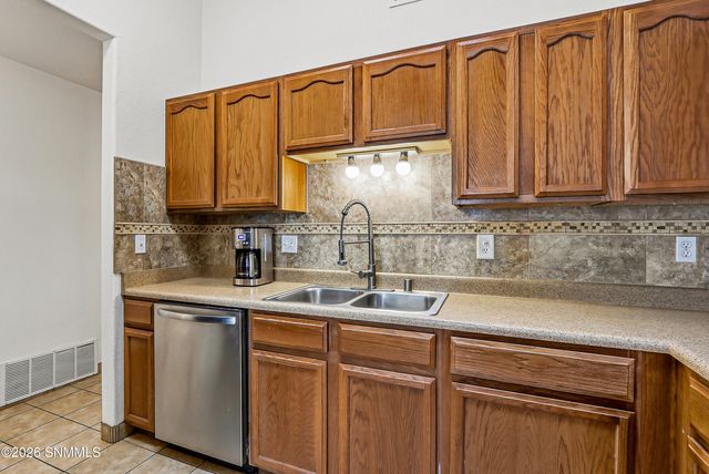 2922 San Lorenzo Court, Las Cruces, NM 88007