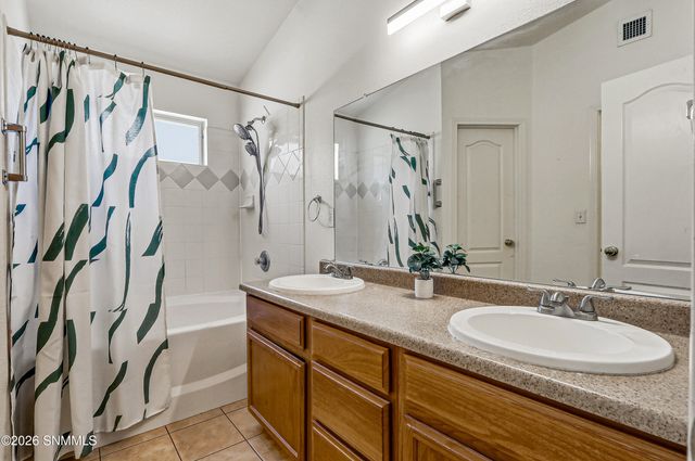 2922 San Lorenzo Court, Las Cruces, NM 88007