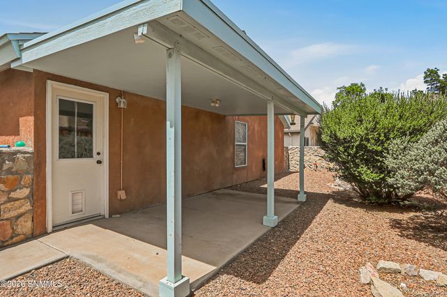 2922 San Lorenzo Court, Las Cruces, NM 88007