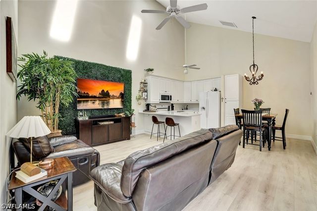 4350 Covey CIR 7A, Naples, FL 34109