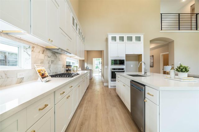 4021 Mcdermed Drive, Houston, TX 77025