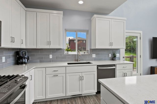 2607 Cedar Court, Plattsmouth, NE 68048