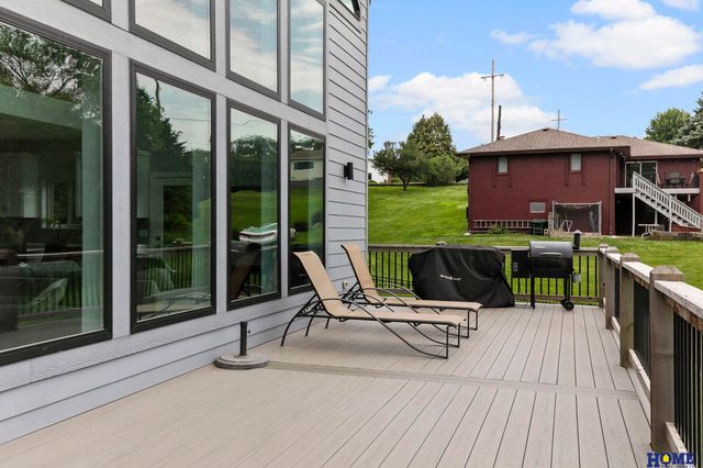 2607 Cedar Court, Plattsmouth, NE 68048