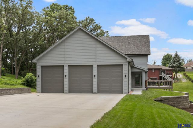 2607 Cedar Court, Plattsmouth, NE 68048