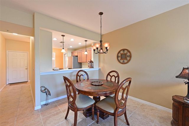 1003 FAIRWAYCOVE LANE 105, Bradenton, FL 34212