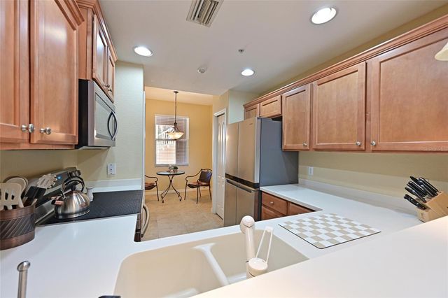 1003 FAIRWAYCOVE LANE 105, Bradenton, FL 34212