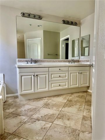 21 Durlston, Ladera Ranch, CA 92694