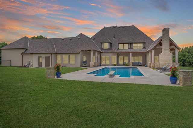 3600 Sea Ray Channel, Edmond, OK 73013