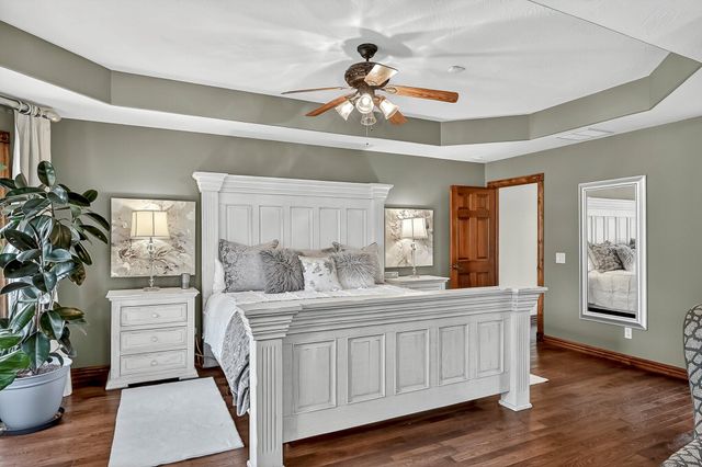 2348 S Farm Road 111, Springfield, MO 65802