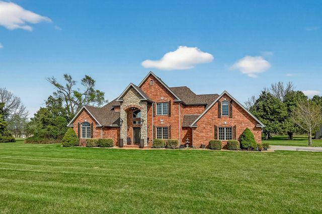 2348 S Farm Road 111, Springfield, MO 65802