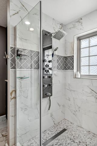 2348 S Farm Road 111, Springfield, MO 65802