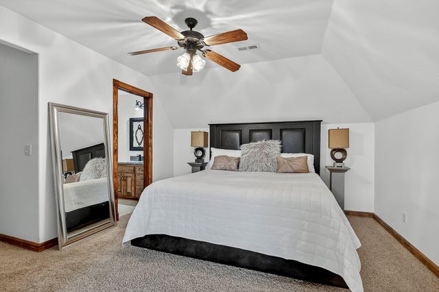 2348 S Farm Road 111, Springfield, MO 65802