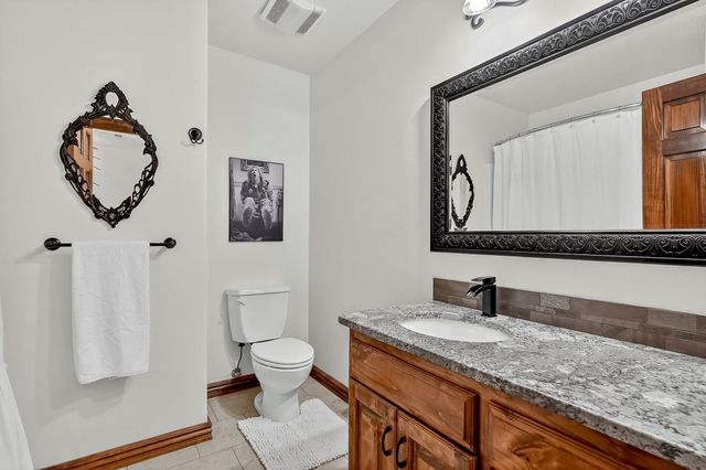 2348 S Farm Road 111, Springfield, MO 65802