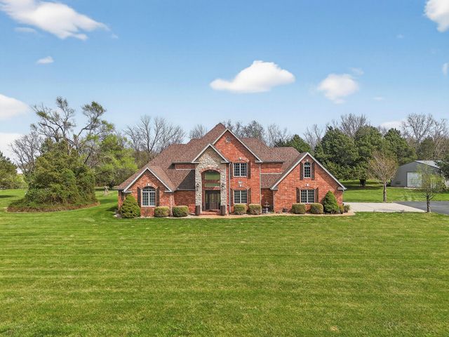 2348 S Farm Road 111, Springfield, MO 65802