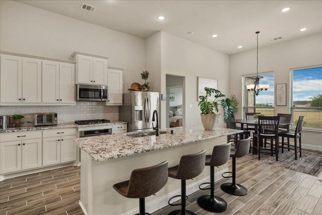 8200 Honeywell Avenue, Greenville, TX 75402