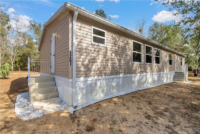 3261 E Oakton Street, Hernando, FL 34442