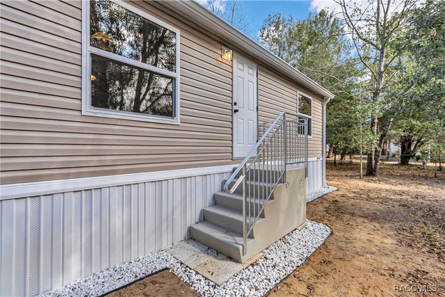 3261 E Oakton Street, Hernando, FL 34442