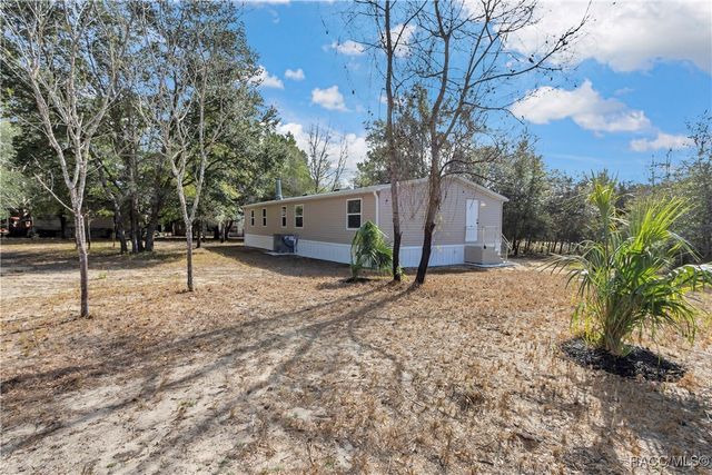 3261 E Oakton Street, Hernando, FL 34442