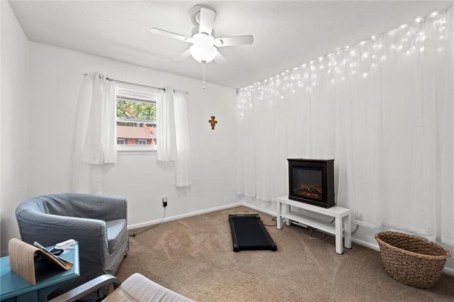 9569 Outlook Drive, Overland Park, KS 66207