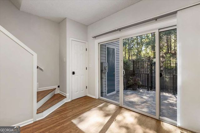 273 Devonshire Drive, Roswell, GA 30022