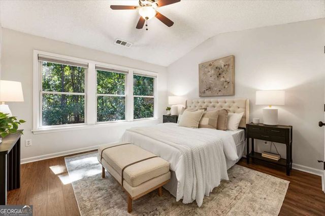 273 Devonshire Drive, Roswell, GA 30022