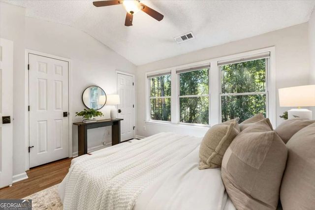273 Devonshire Drive, Roswell, GA 30022