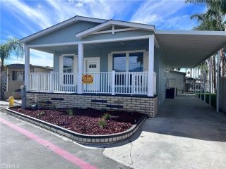 1445 W Florida West 41, Hemet, CA 92543