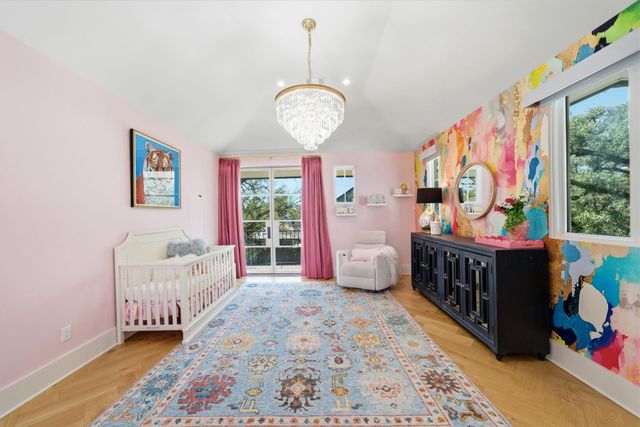 2615 Yupon Street, Houston, TX 77006