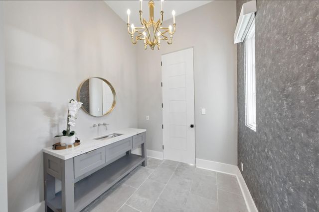 2615 Yupon Street, Houston, TX 77006