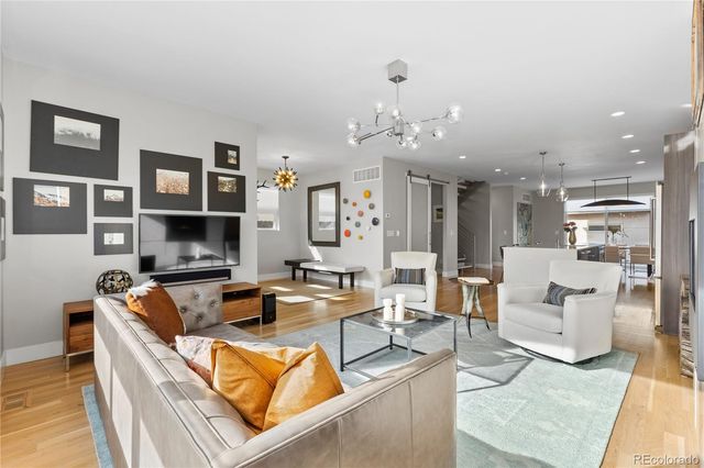 3225 N York Street, Denver, CO 80205