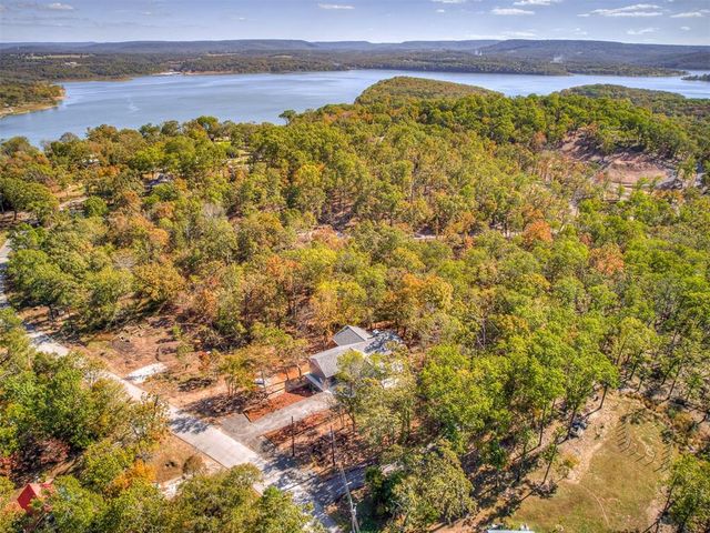 18475 W Lakewood Drive, Park Hill, OK 74451