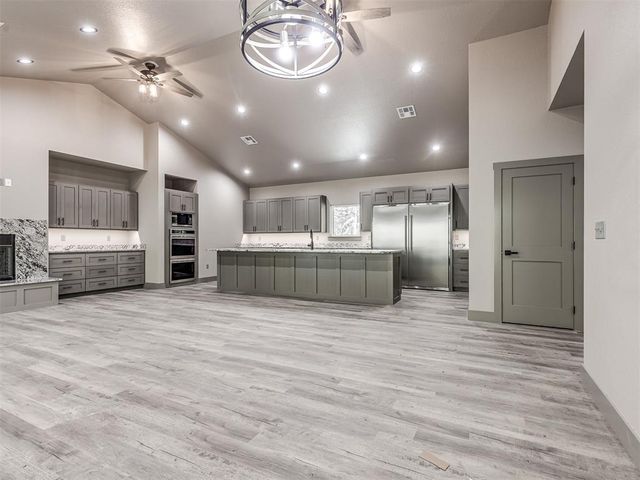 18475 W Lakewood Drive, Park Hill, OK 74451