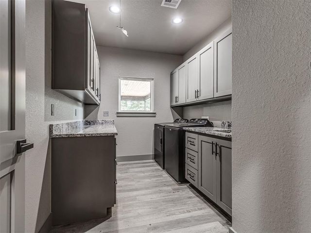 18475 W Lakewood Drive, Park Hill, OK 74451