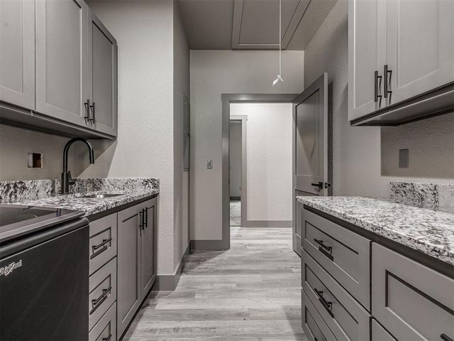 18475 W Lakewood Drive, Park Hill, OK 74451