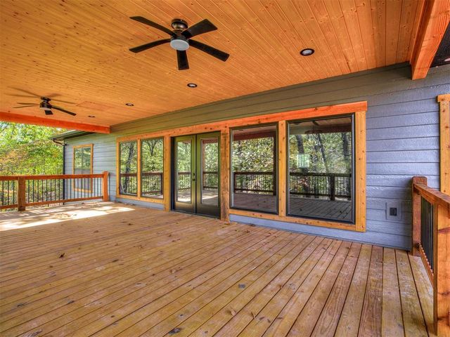 18475 W Lakewood Drive, Park Hill, OK 74451