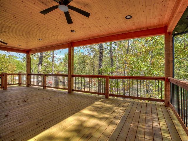 18475 W Lakewood Drive, Park Hill, OK 74451