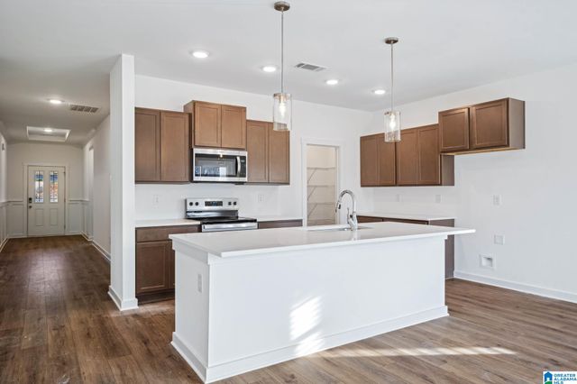 185 BELLEHURST DRIVE, Warrior, AL 35180