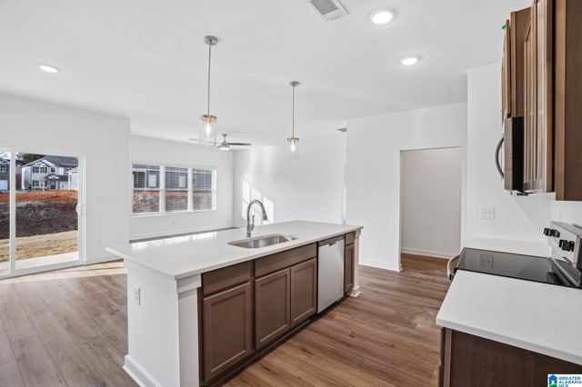 185 BELLEHURST DRIVE, Warrior, AL 35180