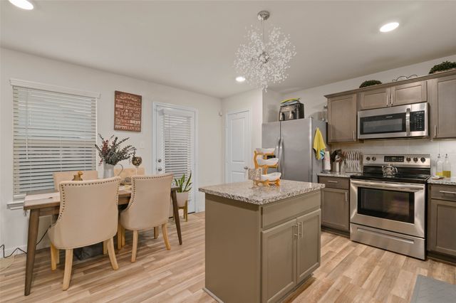 1900 Princeton Avenue, Farmersville, TX 75442