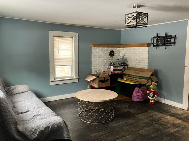 5 Jefferson Avenue, Rochester, NH 03867