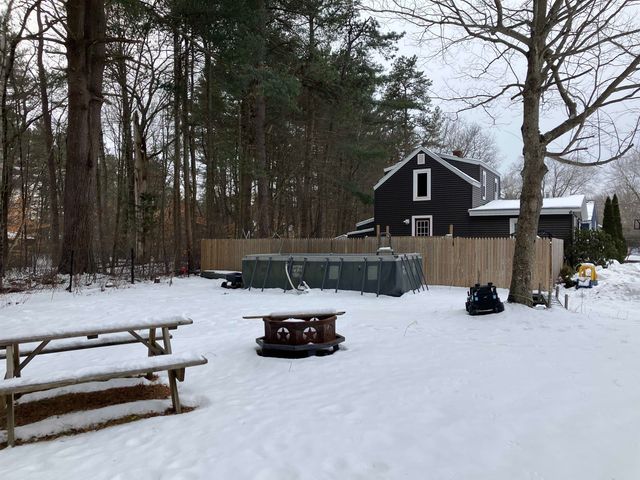 5 Jefferson Avenue, Rochester, NH 03867