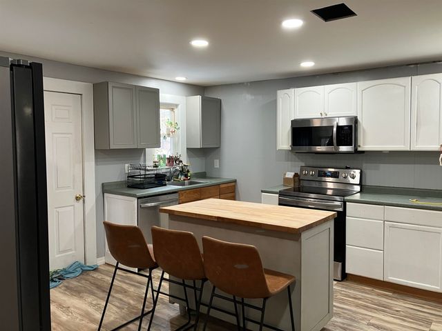 5 Jefferson Avenue, Rochester, NH 03867