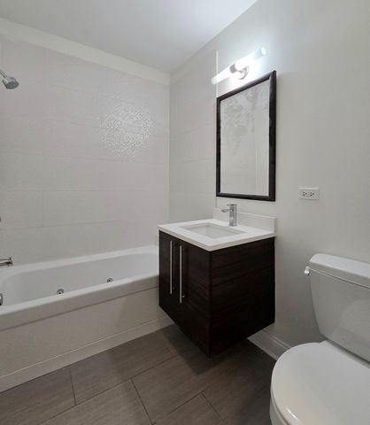 1537 N ORLEANS Avenue 2G, Chicago, IL 60610