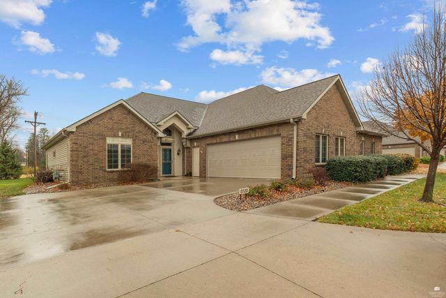 2720 Stone Valley Drive, Manhattan, KS 66502