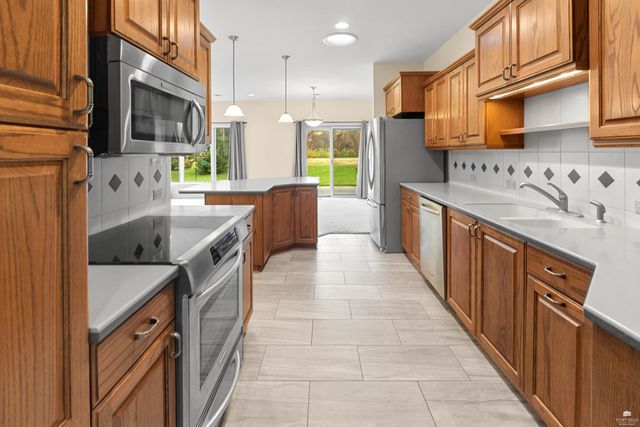 2720 Stone Valley Drive, Manhattan, KS 66502