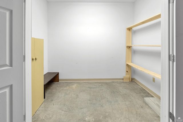 2720 Stone Valley Drive, Manhattan, KS 66502