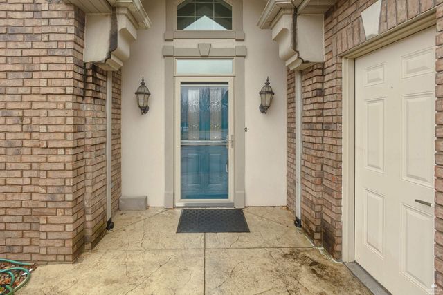 2720 Stone Valley Drive, Manhattan, KS 66502