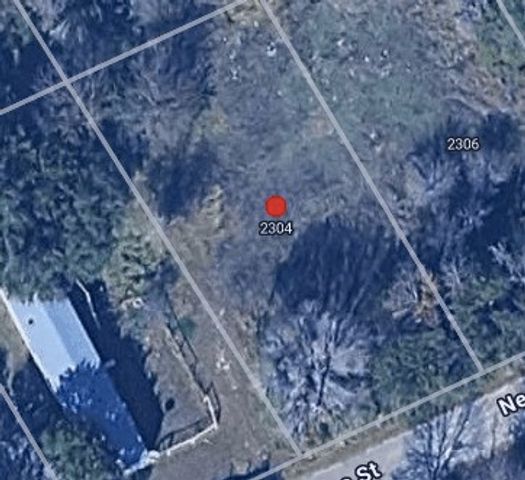 2304 Neches Street, Granbury, TX 76048