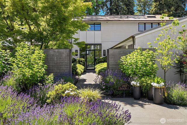 2017 Parkside Drive E, Seattle, WA 98112