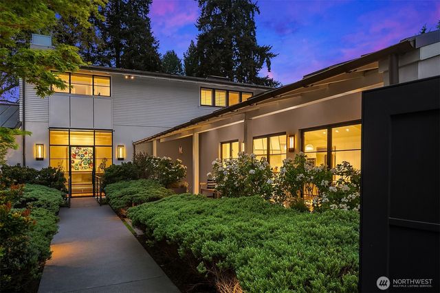 2017 Parkside Drive E, Seattle, WA 98112